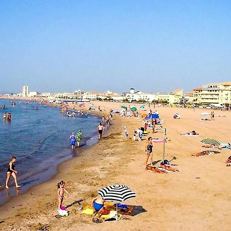 Holiday home Au Calme Avec Piscine