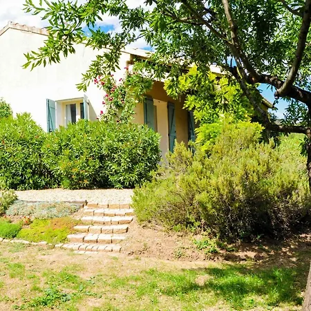 Au Calme Avec Piscine Holiday home Cazedarnes